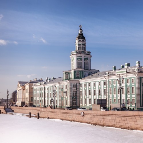 Такой разный Васильевский остров: на авто премиум-класса