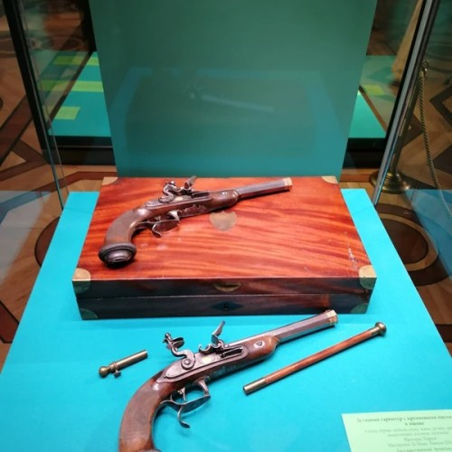 «К барьеру! Поединки и дуэли от Ахилла до Лифаря»: экскурсия в Эрмитаже