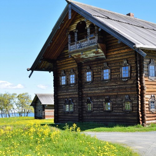 Из Петрозаводска — к чарующему острову Кижи
