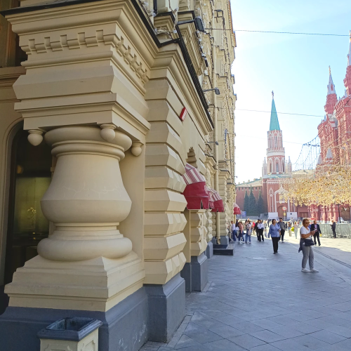 Сквозь время и камень: история московской архитектуры за 3 часа
