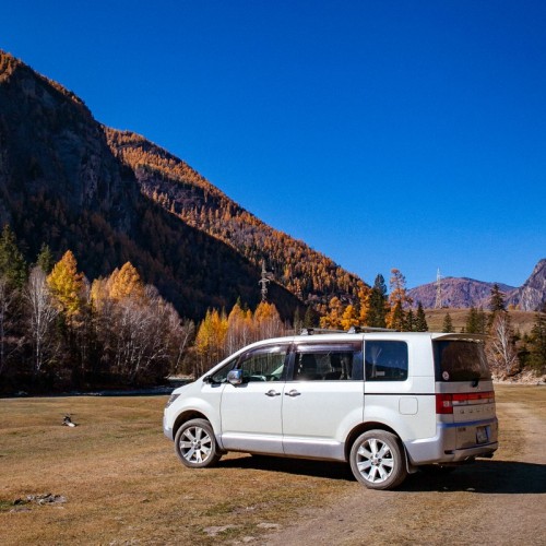 Путешествие по долине реки Катунь — из Горно-Алтайска