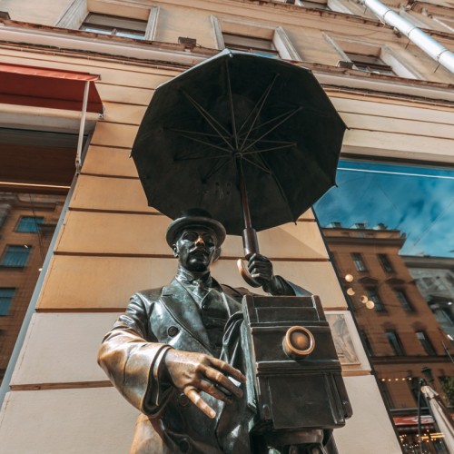 Рыцари, коты, слоны и та самая чайка: иммерсивная прогулка в наушниках