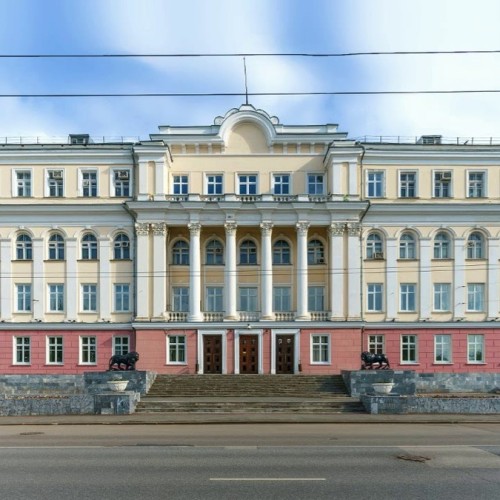 Вокруг Театрального сквера