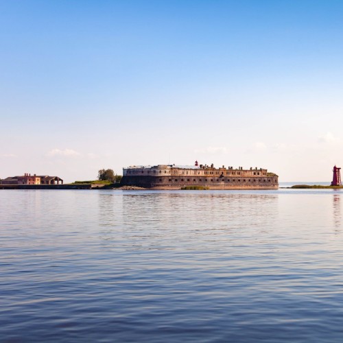 Кронштадт: Музей военно-морской славы и Остров фортов (мини-группа)
