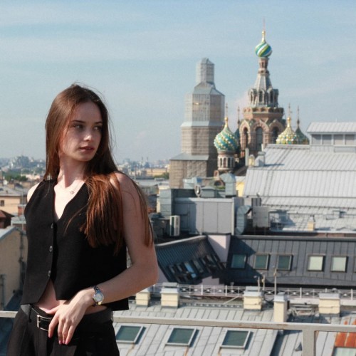Контрасты Питера: дворы, парадные + видовая крыша