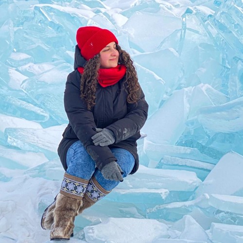 Индивидуальный джиппинг на Байкал с фотографом: ледяные пейзажи Ольхона и Огоя без экскурсий