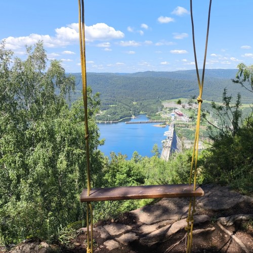 Тайными тропами над Красноярской ГЭС: хайкинг + фотосессия