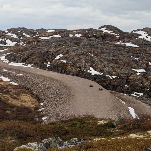 Путешествие в Арктику только для вас: Мурманск, Териберка, северное сияние и локации на ваш выбор