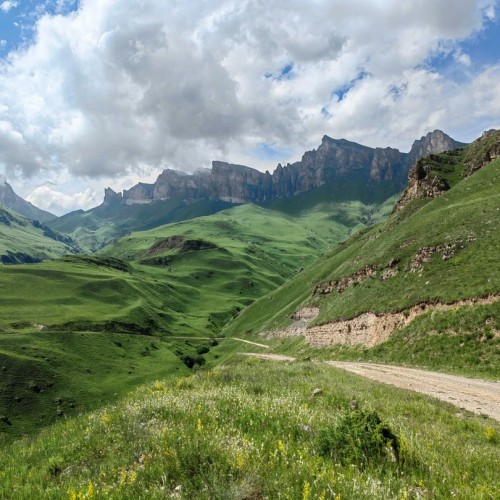 Три счастливых дня: Чегем, Эльбрус, Чегет и другие красоты Приэльбрусья в мини-группе