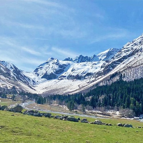 Весенний Архыз: треккинг налегке с проживанием в гостинице