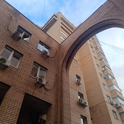 Постмодернизм по-московски: от хаоса к новой классике