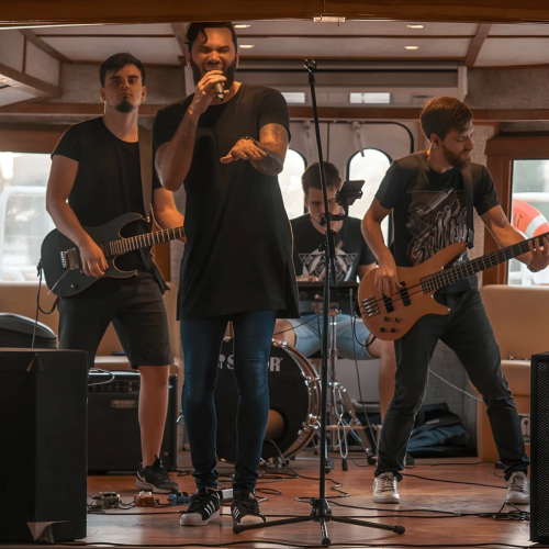 Танцы на теплоходе под разводными мостами — в Санкт-Петербурге