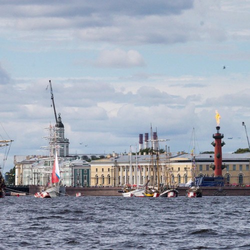 Город-эстет Петербург: обзорная экскурсия на автомобиле