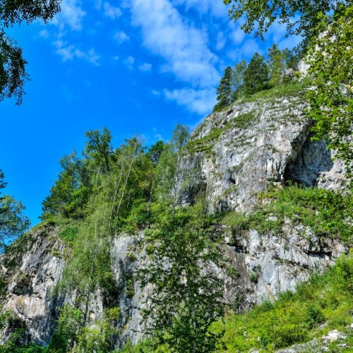 Активно и без палаток на Алтае: моторафтинг, треккинг и вечера под звёздами
