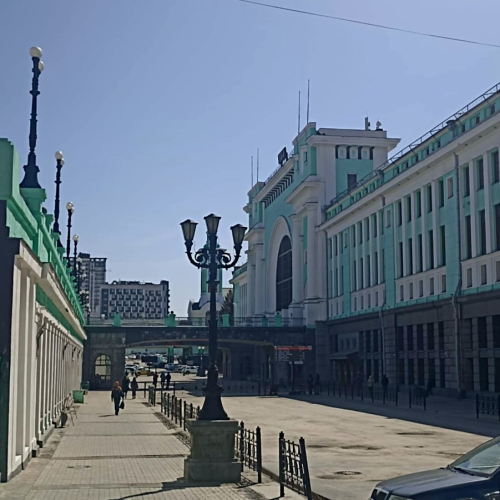 Прогулка по Новосибирску — от шумного перрона к тихому центру