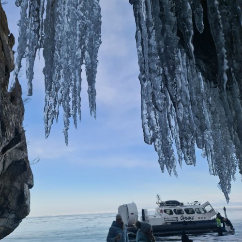 Сказка зимнего Байкала в Листвянке, Ольхоне и Баргузинском заливе: два берега священного моря