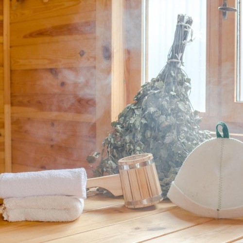 Семейные выходные на базе отдыха: индивидуальный тур с катанием на квадроциклах, баней и рыбалкой