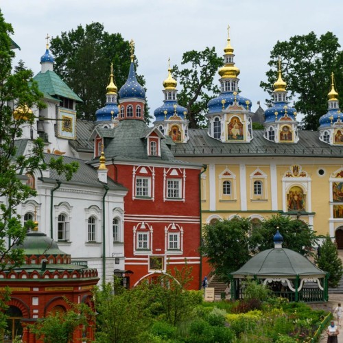 Печоры и Изборск на комфортабельном авто!