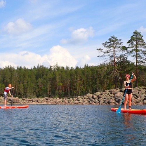 На сапах по Карелии с комфортом: озёра, солнце, релакс и пляжи