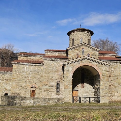 Индивидуально по Кавказу: курорты КМВ, Приэльбрусье, Домбай и Архыз