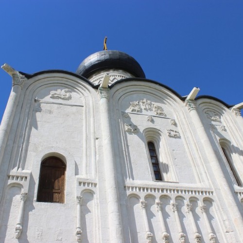 На внедорожнике во Владимир и Суздаль вместе с историком: индивидуальная поездка