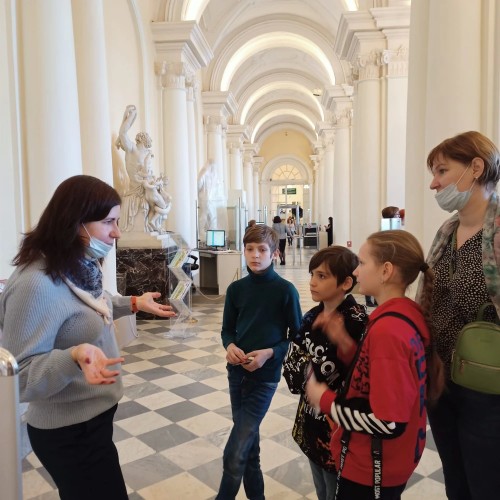 Детская экскурсия: Зимний дворец — сказочный ларец