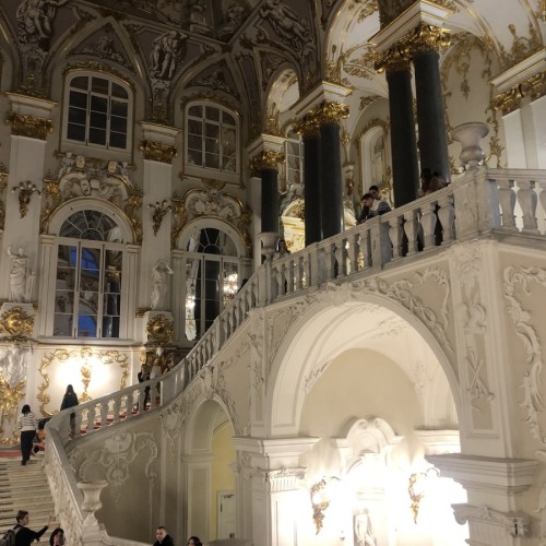 Сокровища Эрмитажа: мумии, рыцари, «Павлин» (билеты включены)