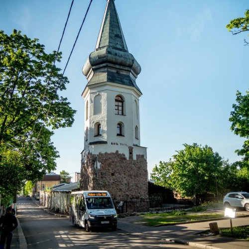 Привет, Выборг! По средневековому городу на автобусе и пешком