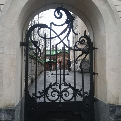 Истории и судьбы петербургской Коломны