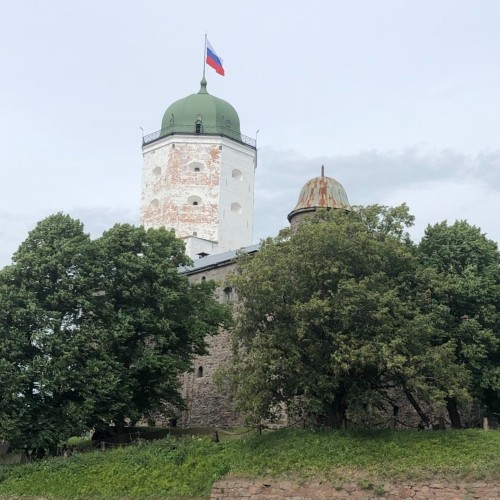 Тайны Выборга и романтика Монрепо: архитектура, история, природа