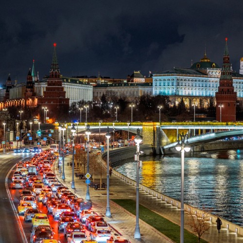 Фотопрогулка «П&П (полезное с приятным) на Патриаршем мосту Москвы»