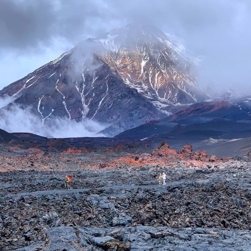 Калейдоскоп впечатлений на Камчатке: треккинги, вулканы и горячие источники