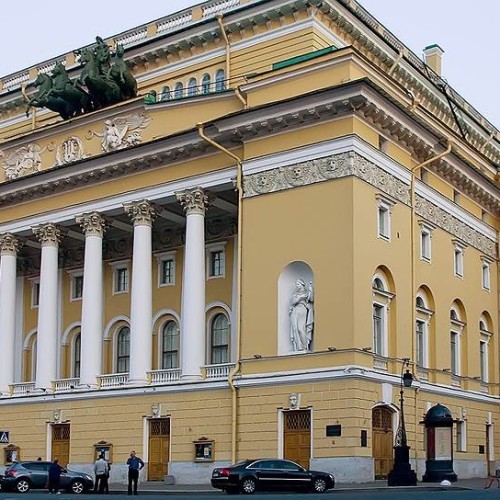 Индивидуальная театрализованная прогулка по Петербургу с гоголевским Носом