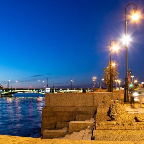 Фонари ночного Петербурга — прошлое, настоящее, будущее