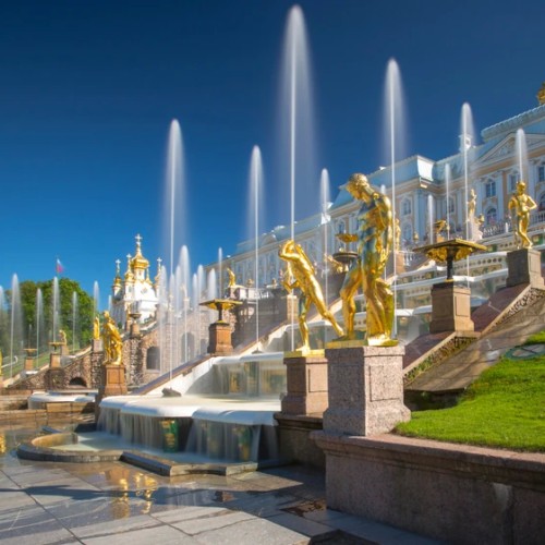 Экскурсия в Петергоф с посещением Большого дворца (билеты включены)