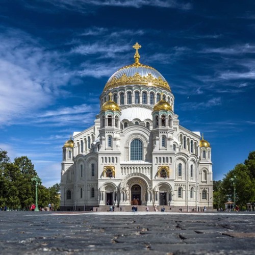 Из Петербурга в Кронштадт: поездка с краеведом в город-крепость