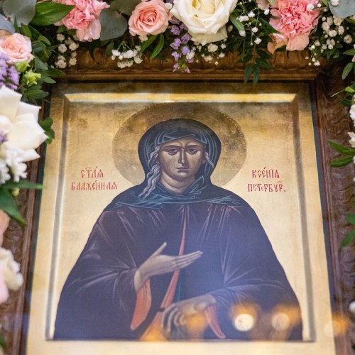 К Ксении Петербургской без очередей: о почитаемой святой и не только