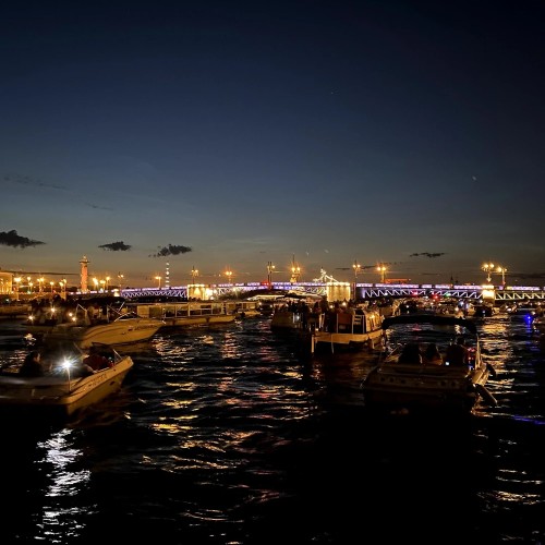 Ночная прогулка на теплоходе + развод мостов