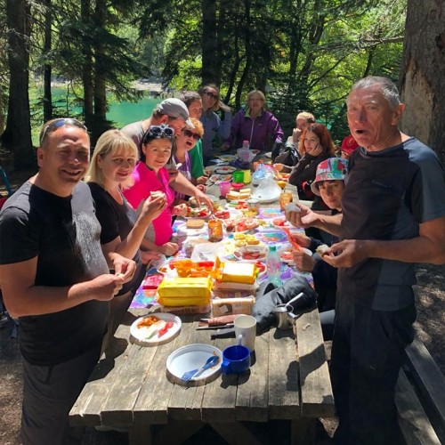 Лёгкий треккинг в горах Домбая с комфортом