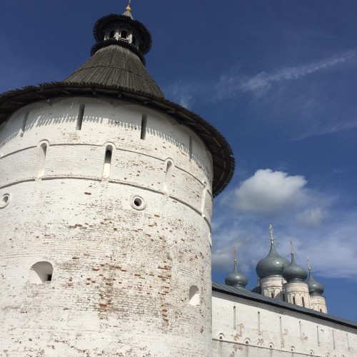 К святому Макарию и мощам преподобного