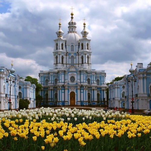 Смольный собор