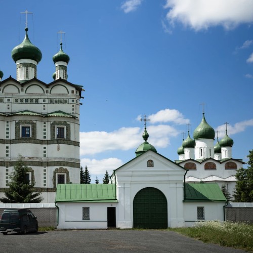 Старинные монастыри под Великим Новгородом (на вашем авто)