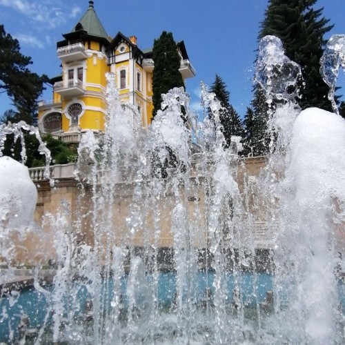 Индивидуальная перезагрузка на водах Кавказа: термы, сауны и прогулки по курортам