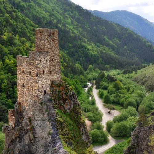 Гостеприимный Кавказ: главные места Осетии, Ингушетии и Кабардино-Балкарии