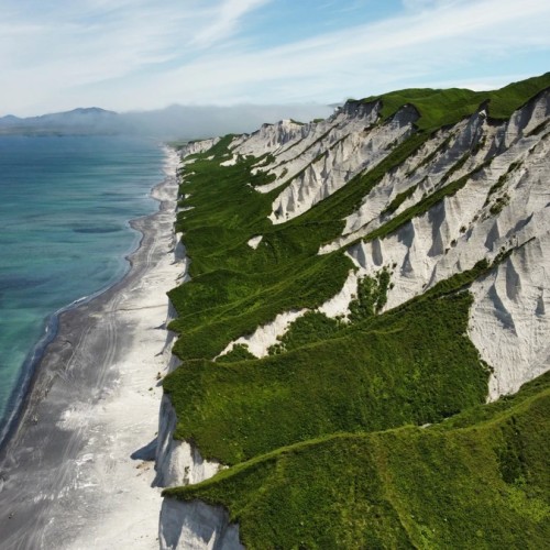 Инопланетный Итуруп: прогулки и дзен среди волн и скал