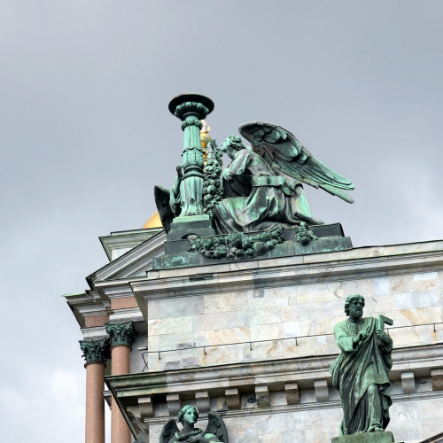 Семейная прогулка по Исаакиевскому собору с иммерсивным аудиогидом