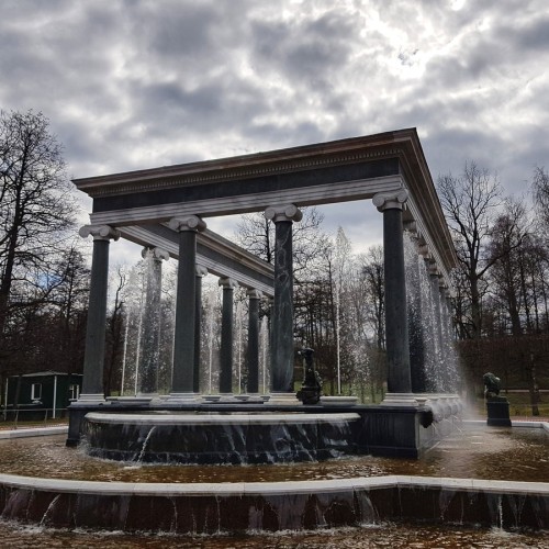 Петергоф и Кронштадт на автомобильной экскурсии