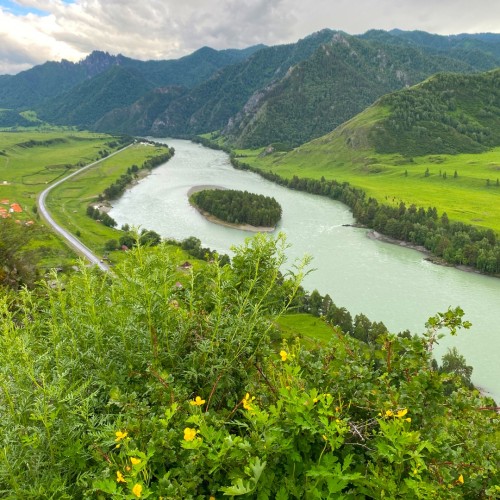Алтайские чудеса: водопады, горы, озёра и марсианские пейзажи в мини-группе