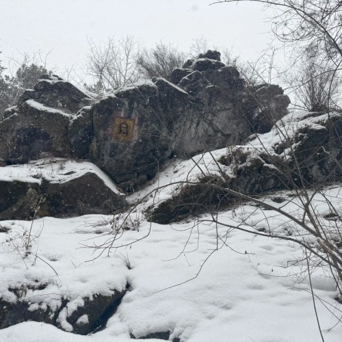 В Серебряный лог — к древней иконе на скале