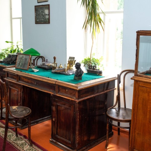 Сирень, усадьбы, кружево, керамика: тур из Москвы в Тамбов и на фестиваль